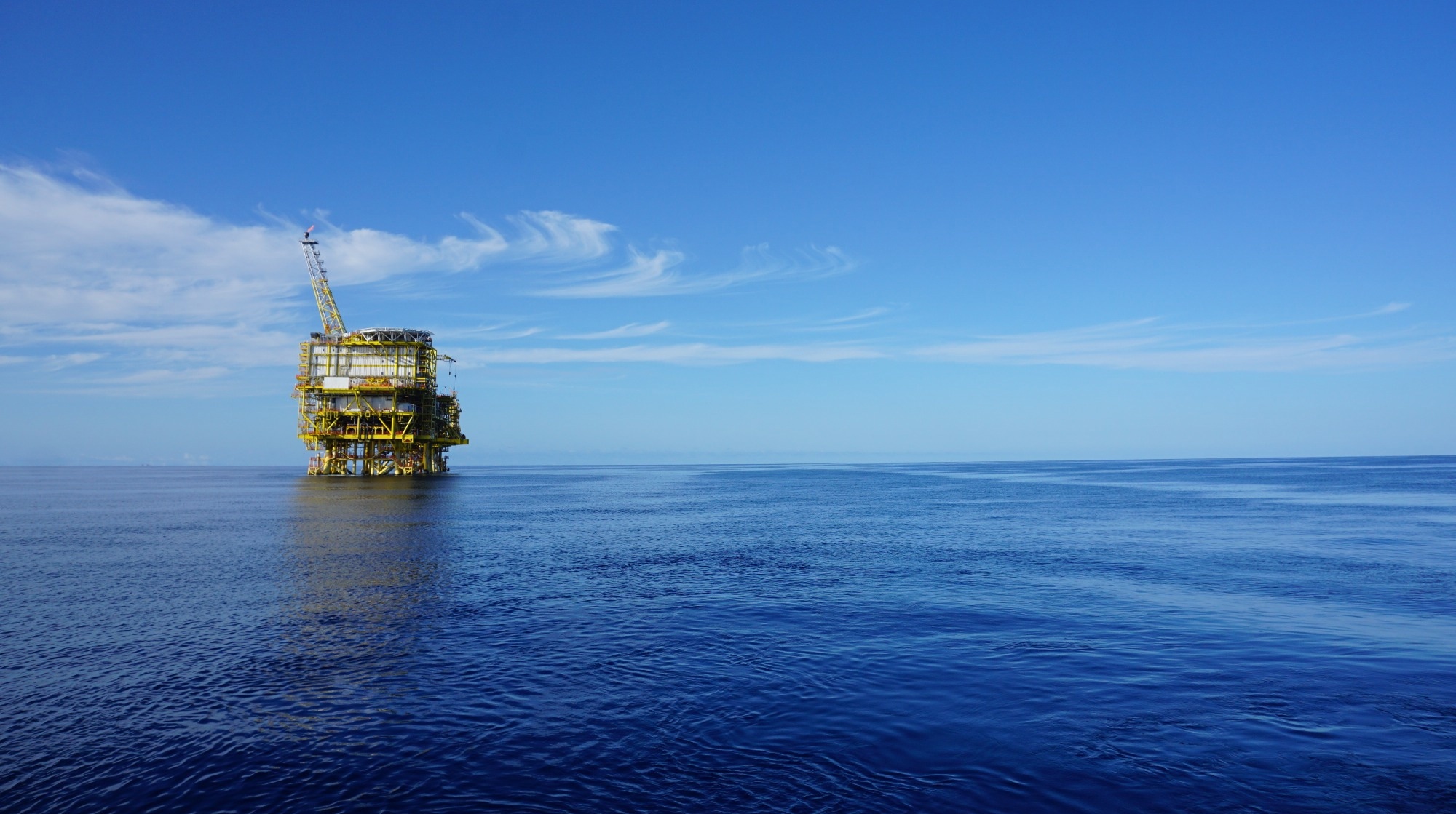 oil rig platform