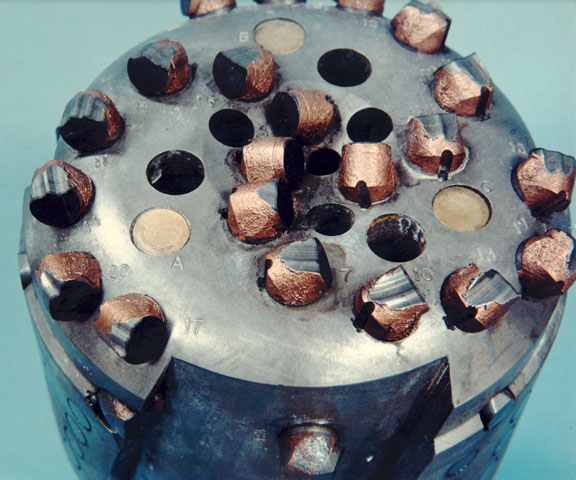 Synthetic diamonds can be readily used in a wide range of applications, such as drill bits.