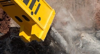 Heavy Duty Pedestal Boom for Gyratory Crushing – the RB1050 HD