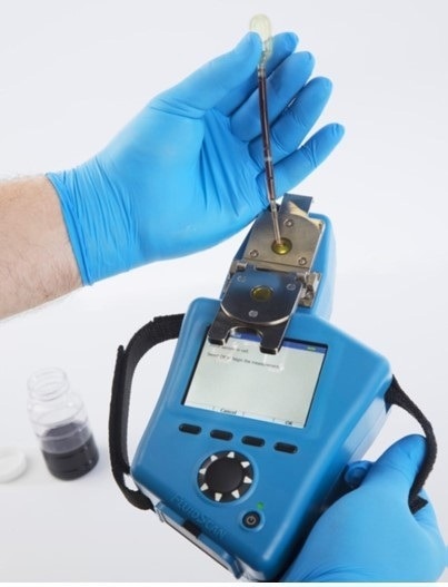 Infrared Oil Analysis with FluidScan 1000 Series