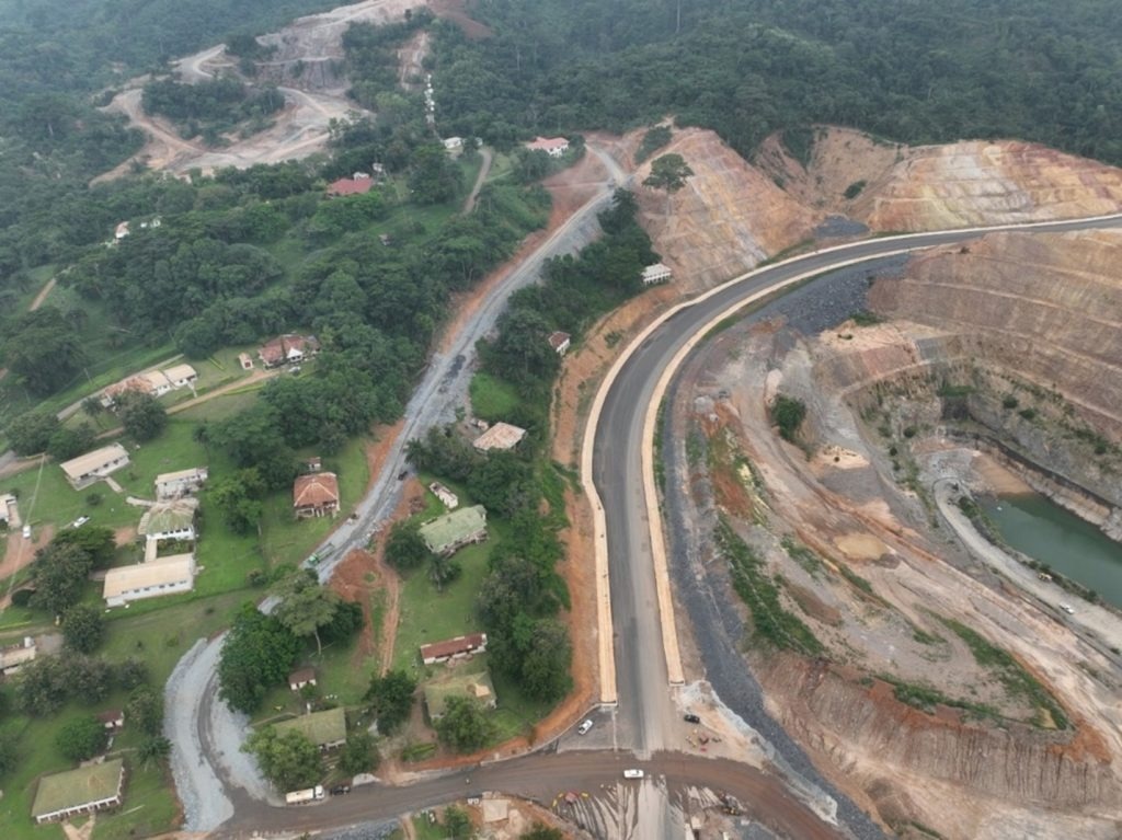 New road alongside Bibiani Pit