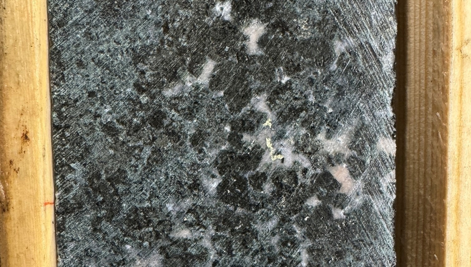 VR Reports Positive Drill Results from Westwood, Empire Project