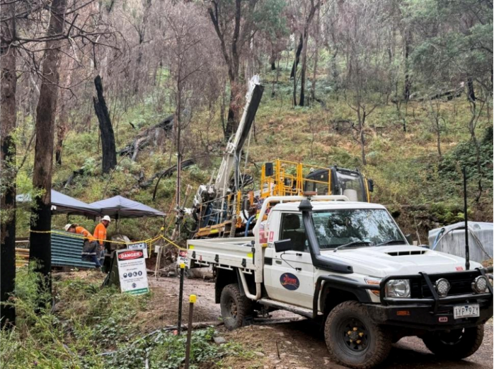 Advance Metals Expands Gold Footprint at Happy Valley with Strong Maiden Drilling Results