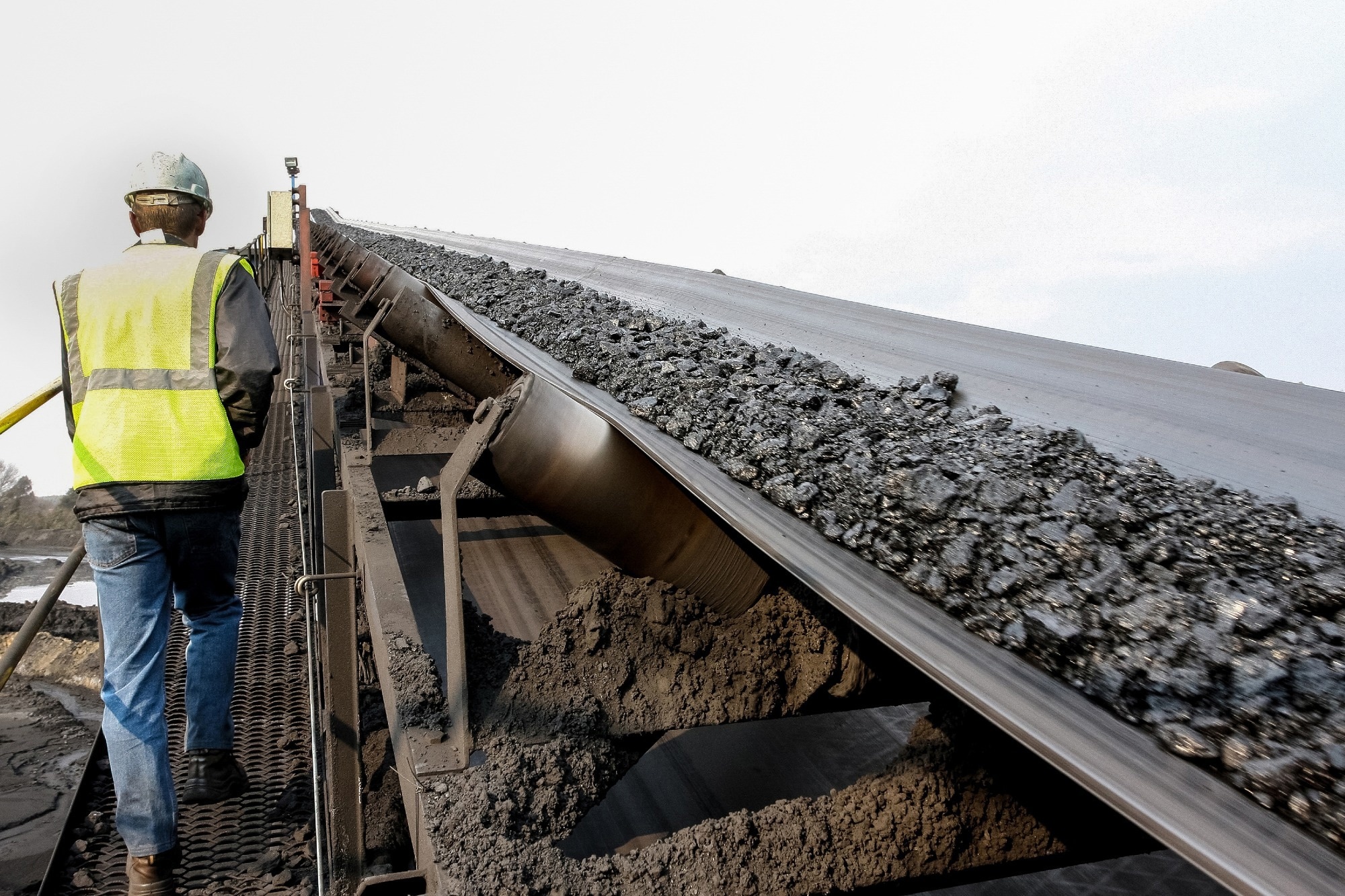 YOLOv11 Model Detects Unsafe Coal Mining Behaviors