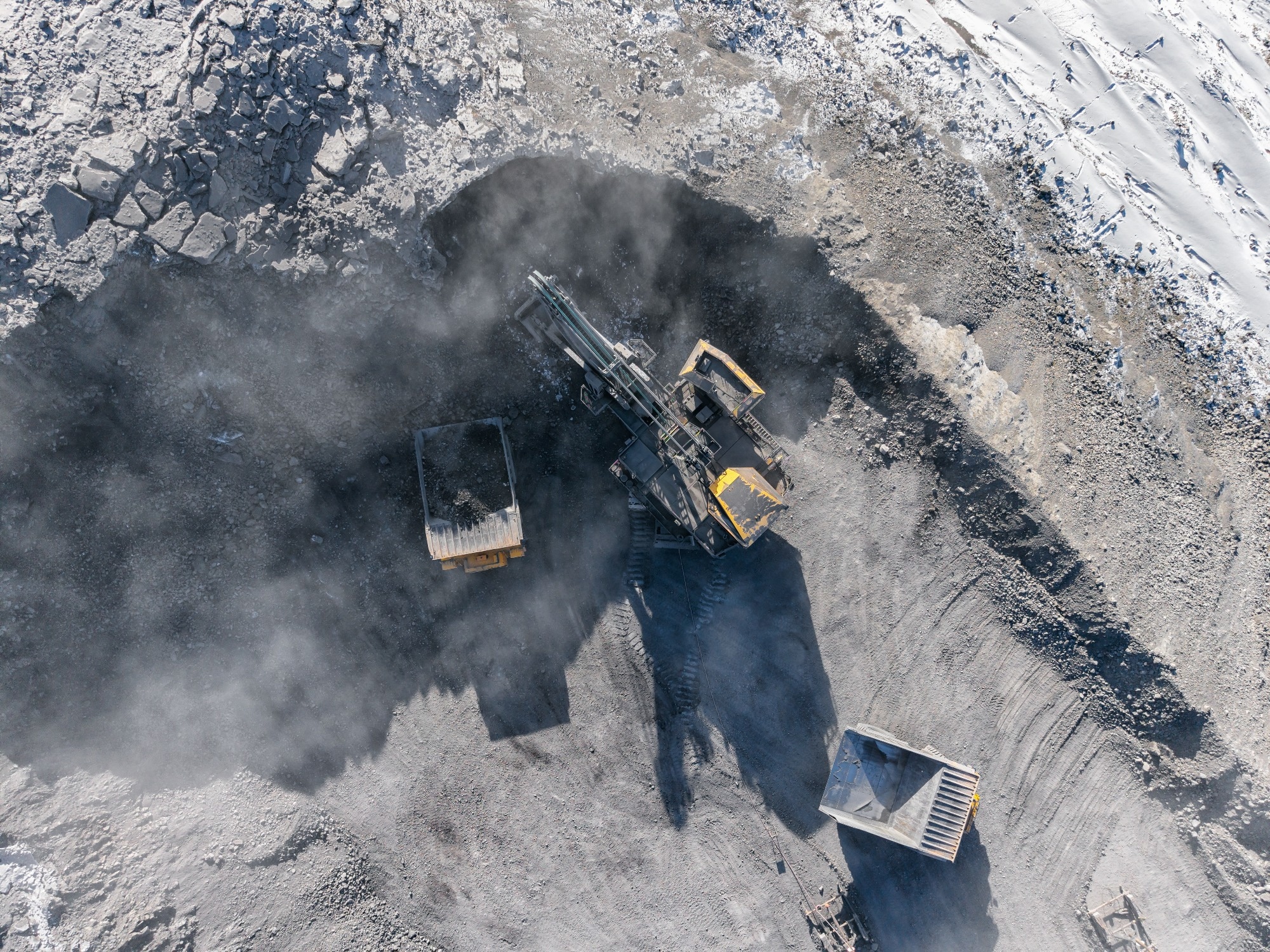 Collapse Structures Intensify Coal Mine Hazards