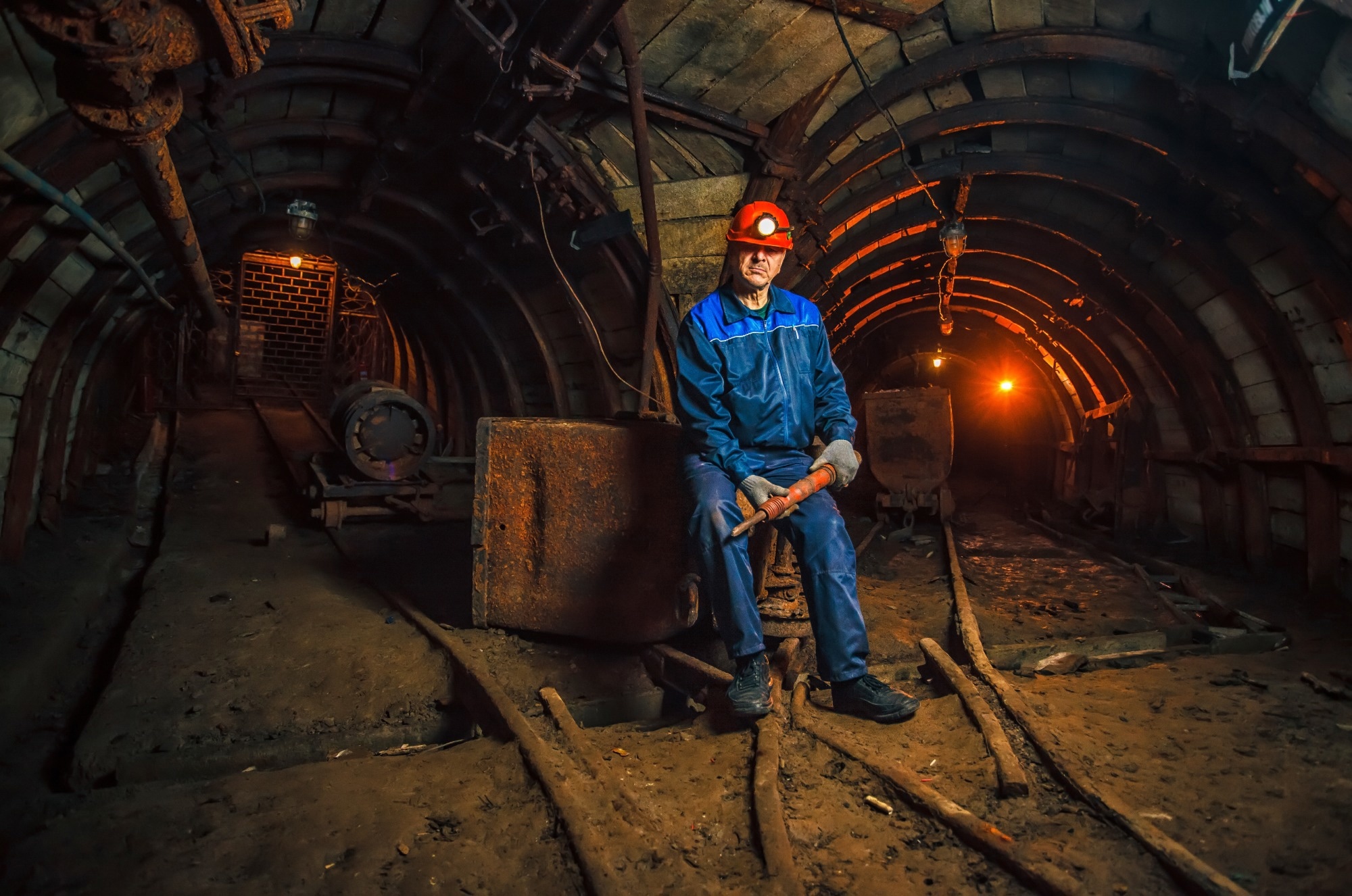 Factor-Reduction Method Identifies Key Rockburst Risk Factors in Coal Mines