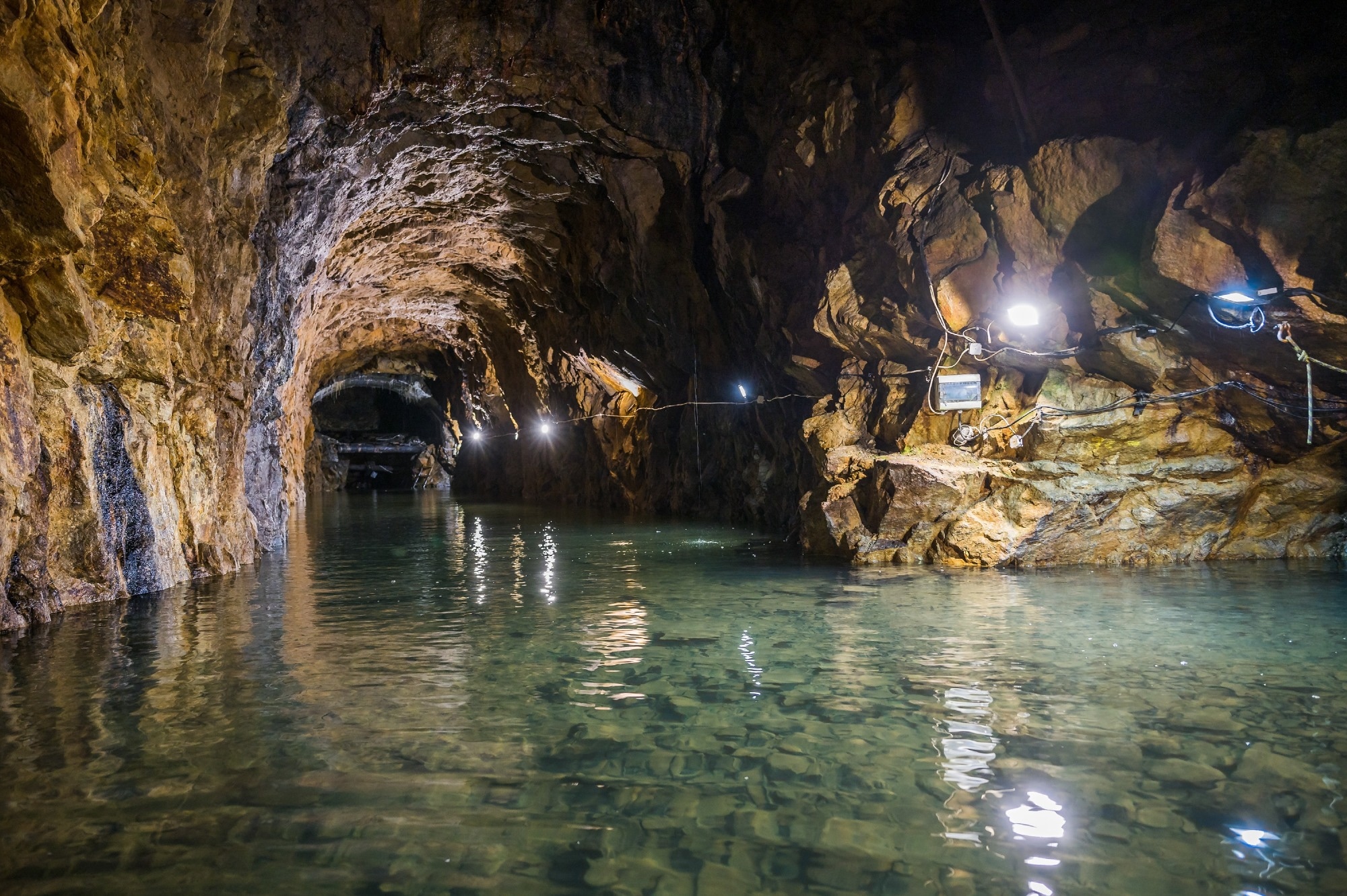 Multisensor Framework Improves Early Warning of Methane Risks in Coal Mines