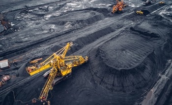 Wide Strip Mining to Balance Efficiency and Safety in Coal Extraction
