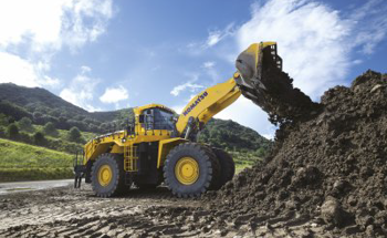 Komatsu Europe Introduces New WA700-8 Wheel Loader