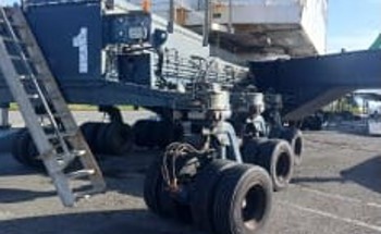 Hydraulink Distributor Hydraulic Solutions Taranaki Nimbly Threads Its Maintenance Tasks Through Busy Port Taranaki’s Upgrade of Vital 200-Ton Mobile Ship Loader Crane