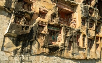 Scientists Uncover How Temperature Accelerates Salt Damage in Nankan Grotto Sandstone