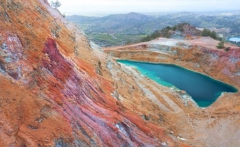 Evaluating Surface-Deployed Distributed Acoustic Sensing for Deep Mineral Exploration