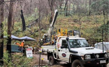 Advance Metals Expands Gold Footprint at Happy Valley with Strong Maiden Drilling Results
