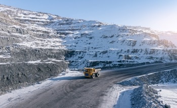 Freeze-Thaw Study Reveals How Cracks Develop in Open-Pit Mine Slopes